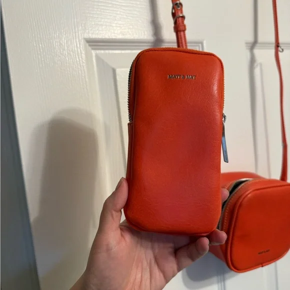 Matt & Nat Swae Vegan Crossbody Bag - Vintage Collection - Picture 10 of 10